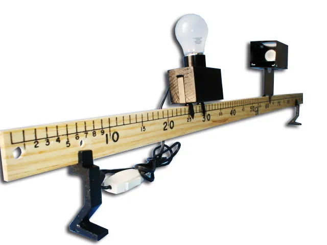 [FO2500-AECV026] FOTOMETRO DE BUNSEN CON REGLA Marca LABESSA