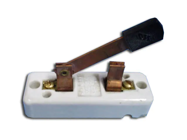 [IN2500] INTERRUPTOR DE 1 NAVAJA Marca VARIOS